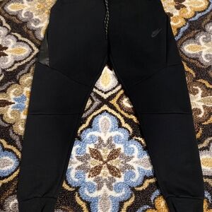 Nike Techs Black Jogger Pants